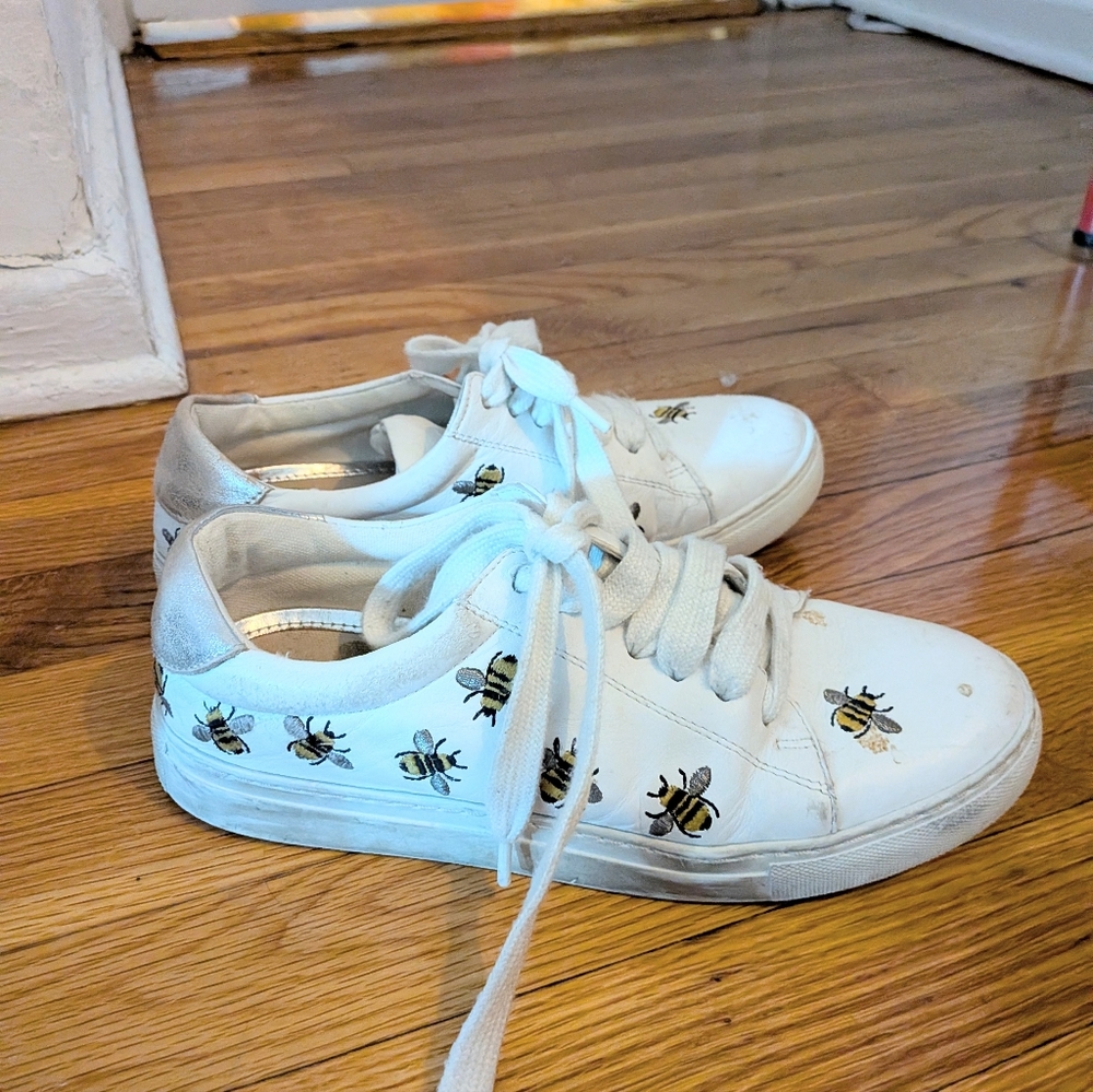 Boden Bee Print White Sneakers
